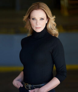 Lauren Holly - Body Measurements, Bra Size, Age, Height, Weight, Biography
